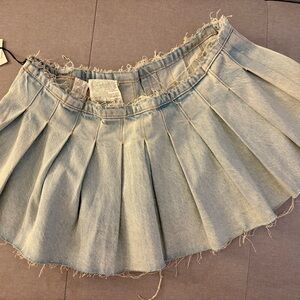 Frayed Hem Denim Skirt